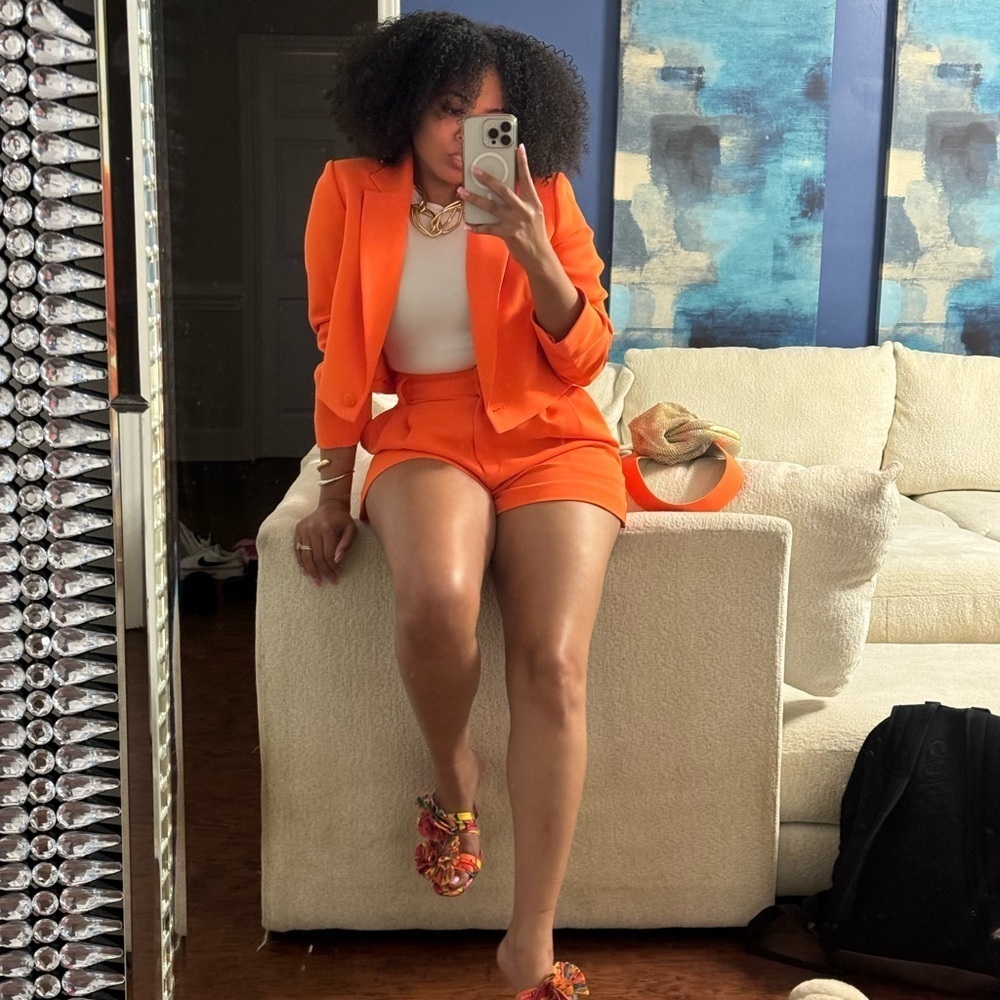 Mandarine 2-piece suit shorts and blazer set